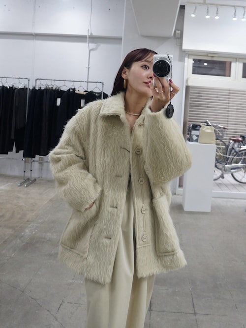 LA PEAU DE GEM】 シャギーミドルコート