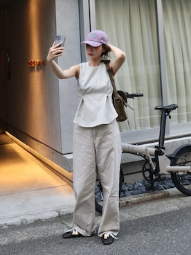 「LA PEAU DE GEM（ラポドゥジェム）の【LA PEAU DE GEM】tuck c/n tops/ タッククルーネックトップス（その他トップス、ベージュ系）」を使った、moekaさん（レディース・164cm）の夏コーディネート