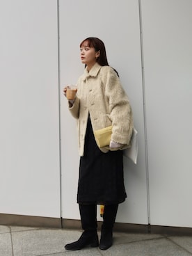 「LA PEAU DE GEM（ラポドゥジェム）のアイテム（その他アウター）」を使った、moekaさん（レディース・164cm）の秋コーディネート