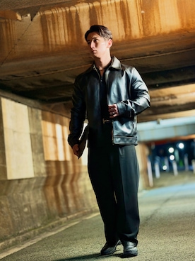 「アイテム（ライダースジャケット）」を使った、Tomoさん（メンズ・173cm）の秋コーディネート