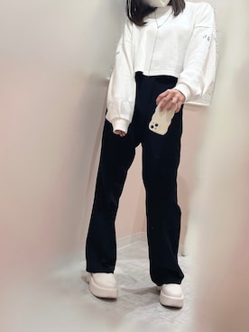 「ストレートパンツ」｜「アイテム（スウェット）」を使った、canさん（レディース・154cm）の春コーディネート