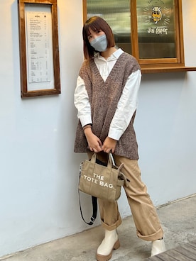「MARC JACOBS（マークジェイコブス）のアイテム（トートバッグ）」を使った、エビイ-Abby-🦦さん（レディース・159cm）の冬コーディネート
