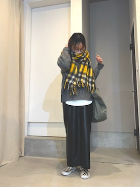 「レザースカート」｜「アイテム（スリッポン）」を使った、shinoooさん（レディース・158cm）の冬コーディネート