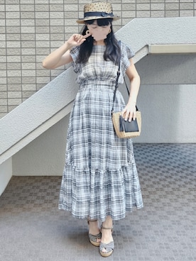 「アイテム（イヤリング）」を使った、こうめさん（レディース・155cm）の秋コーディネート