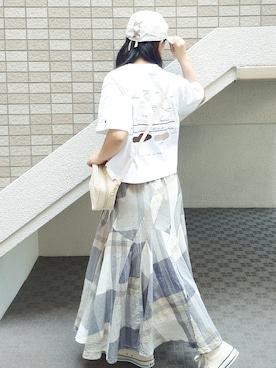 「アイテム（雑誌）」を使った、こうめさん（レディース・155cm）の夏コーディネート