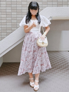 「アイテム（イヤリング）」を使った、こうめさん（レディース・155cm）の秋コーディネート