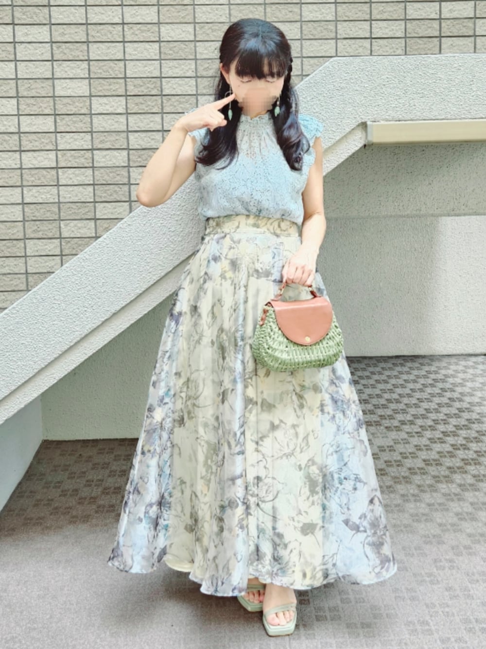 Noela - ノエラ カットフリルレースブラウス 楽天市場】【SALE／70%OFF】カットフリルレースブラウス Noela