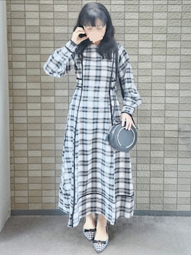 「アイテム（イヤリング）」を使った、こうめさん（レディース・155cm）の秋コーディネート