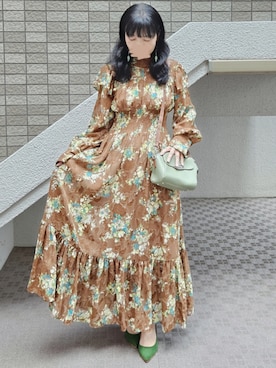 「アイテム（イヤリング）」を使った、こうめさん（レディース・155cm）の秋コーディネート