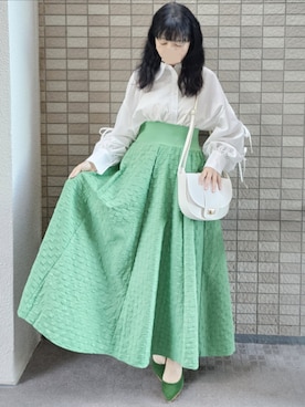 「アイテム（イヤリング）」を使った、こうめさん（レディース・155cm）の秋コーディネート