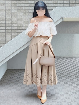 「dazzlin（ダズリン）のパンチングレザーライクスカート（スカート、イエロー系）」を使った、こうめさん（レディース・155cm）の秋コーディネート
