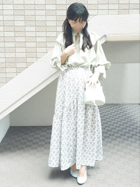 「巾着バッグ」｜「アイテム（音楽/本・雑誌）」を使った、こうめさん（レディース・155cm）の秋コーディネート