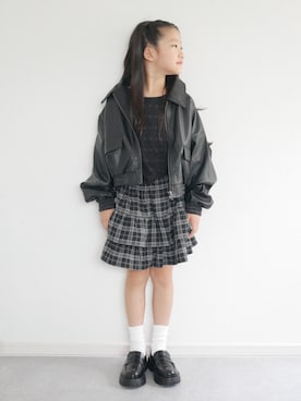 「アイテム（スカート）」を使った、skskさん（キッズ・125cm）の秋コーディネート