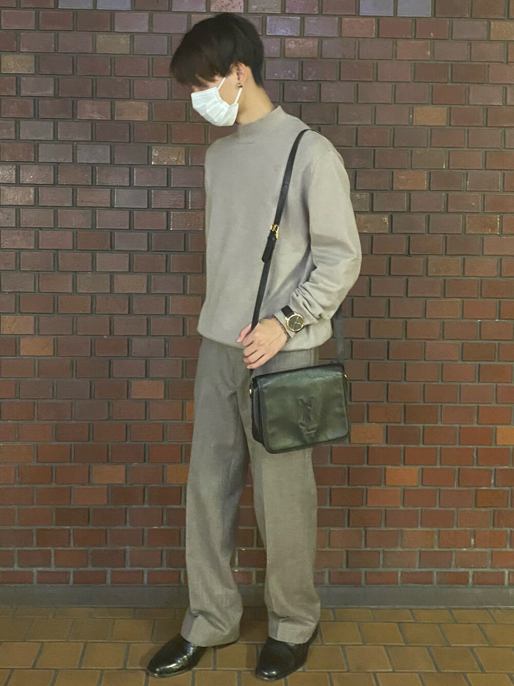 「だから秋服が好き、秋コーデ、秋服、おしゃれさんと繋がりたい、シンプルコーデ、古着コーデ」｜「usedのアイテム（スラックス、ベージュ系）」を使った、Yusei Takafujiさん（メンズ・171cm）の秋コーディネートの1枚目の写真