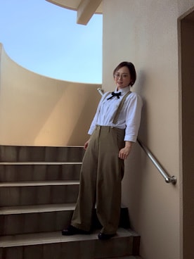 「カラーパンツ」｜「アイテム（サロペット/オーバーオール）」を使った、akocoa♩¨̮·͜· ︎︎ ︎︎さん（レディース・153cm）の春コーディネート