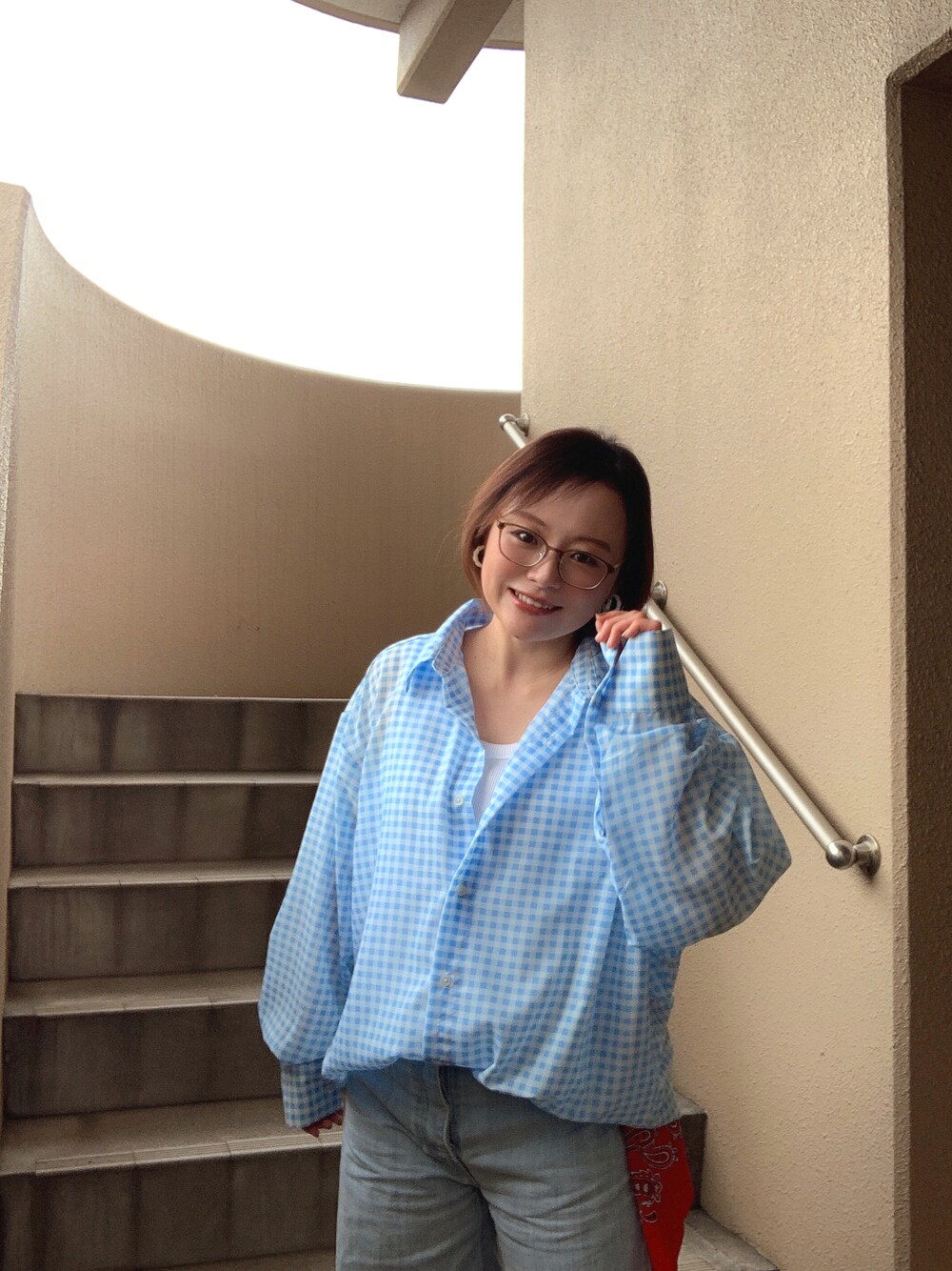 「シアーシャツ、休日スタイル、デニム、淡色コーデ、低身長、アラフィフ、メガネ女子、おしゃれさんと繋がりたい」｜「WEGOのWEGO/ボリュームスリーブシアーシャツ（シャツ/ブラウス、ブルー系）」を使った、akocoa♩¨̮·͜· ︎︎ ︎︎さん（レディース・153cm）の夏コーディネートの1枚目の写真