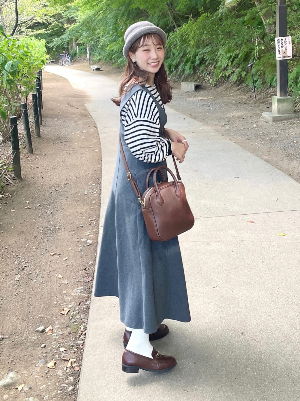 まき みさき｜UNIQLOのジャンパースカートを使った