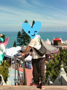 「アイテム（スニーカー、オレンジ系）」を使った、patrickさん（メンズ・176cm）の秋コーディネート