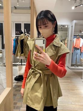 「mystic（ミスティック）のポンチョジレトレンチ（トレンチコート、イエロー系）」を使った、asami ogawaraさん（レディース・162cm）の冬コーディネート