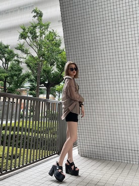 「アイテム（キャミソール、ブラック系）」を使った、ENVYM_RIKAさん（レディース・161cm）の夏コーディネート