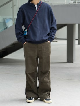 「アイテム（スニーカー）」を使った、陈百万さん（メンズ・174cm）の冬コーディネート