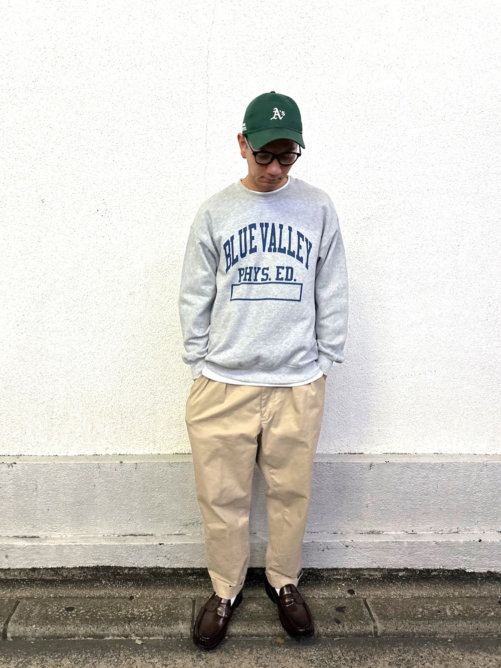 record686 ｜BEAMS PLUSのチノパンツを使ったコーディネート - WEAR
