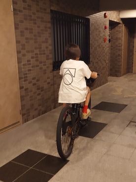 「アイテム（Tシャツ/カットソー）」を使った、たろうさん（キッズ・132cm・10代）の秋コーディネート