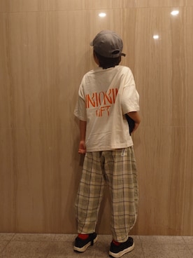 「アイテム（シューズ）」を使った、たろうさん（キッズ・134cm）の秋コーディネート