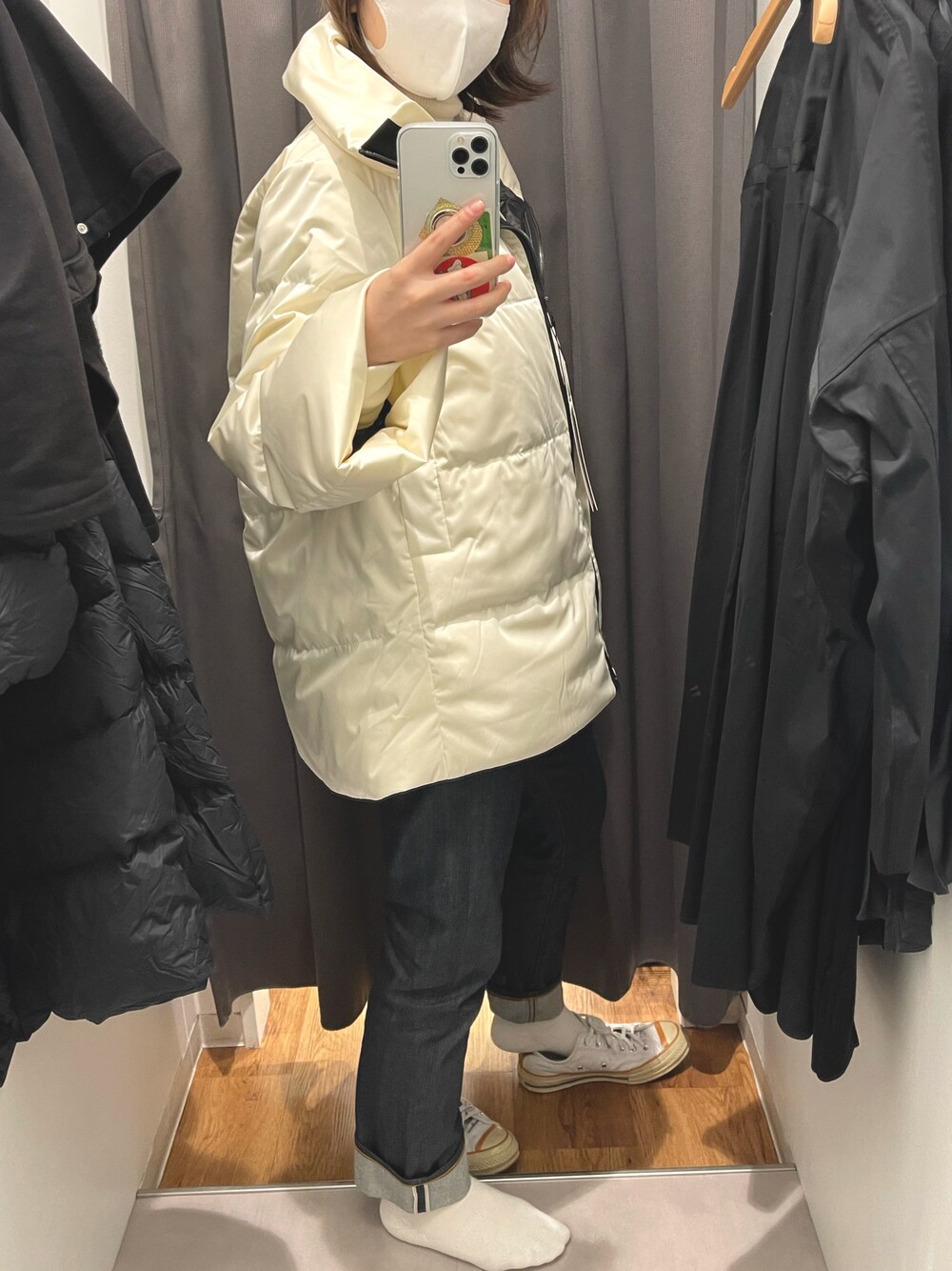 「UNIQLO、ジルサンダー、プラスJ、+J、大人カジュアル、冬コーデ、パンツコーデ、JILSANDER、きれいめカジュアル、お洒落さんとつながりたい」｜「UNIQLOのアイテム（デニムパンツ、ブラック系）」を使った、まさこさん（レディース・168cm）の秋コーディネートの1枚目の写真