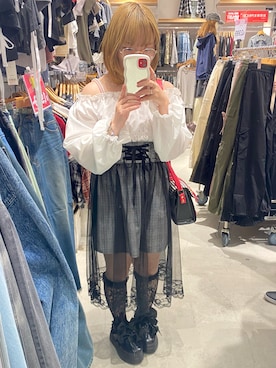 「アイテム（スニーカー）」を使った、ひーちゃんさん（レディース・145cm）の秋コーディネート