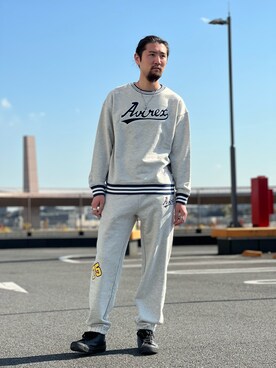 「AVIREX（アヴィレックス）のアイテム（スウェットパンツ）」を使った、伊藤英俊さん（メンズ・179cm）の冬コーディネート