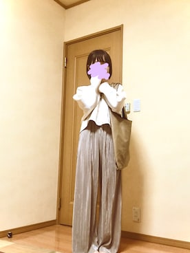 「UNIQLO（ユニクロ）のアイテム（ニット/セーター、ホワイト系）」を使った、ゆうさん（レディース・153cm）の春コーディネート