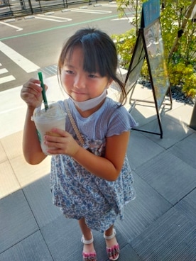 「おんなのこコーデ」｜「アイテム（サンダル）」を使った、みっとさん（キッズ・110cm）の夏コーディネート