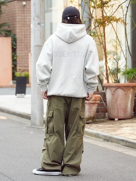 「シンプル」｜「アイテム（パーカー）」を使った、naotoさん（メンズ・172cm）の冬コーディネート