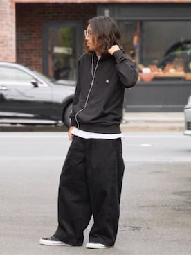 「GILDAN（ギルダン）の【ROOPTOKYO】GILDAN ６oz クルーネック 袖リブ ロングスリーブTee /ロンT 無地カットソー オーバーサイズ（Tシャツ/カットソー、ホワイト系）」を使った、naotoさん（メンズ・171cm）の秋コーディネート
