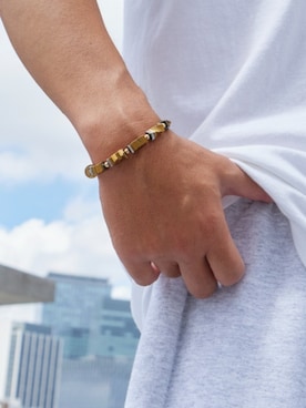 「Akashic Tree（アカシックツリー）のAkashic Tree/アカシックツリー BRACELET ハンドメイド スクエア ブレスレット メンズ レディース アクセサリー 2026年秋冬 秋服（ブレスレット）」を使った、naotoさん（メンズ・171cm）の秋コーディネート