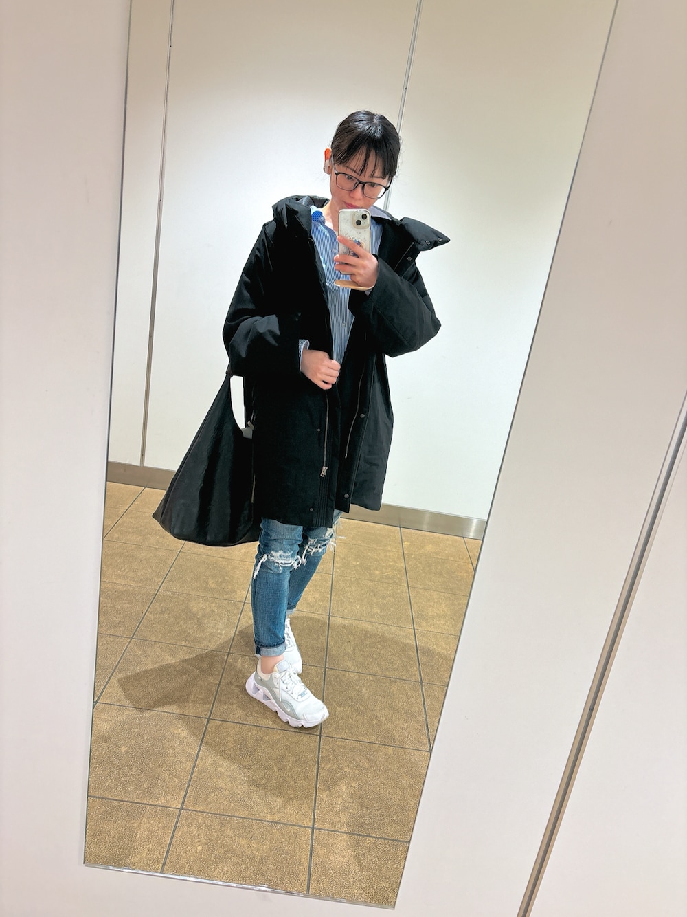 ユニクロ　大きいサイズ　XL　ハイブリッドダウンコクーンコート　ネイビー ユニクロ 大きいサイズ XL ハイブリッドダウンコクーンコート