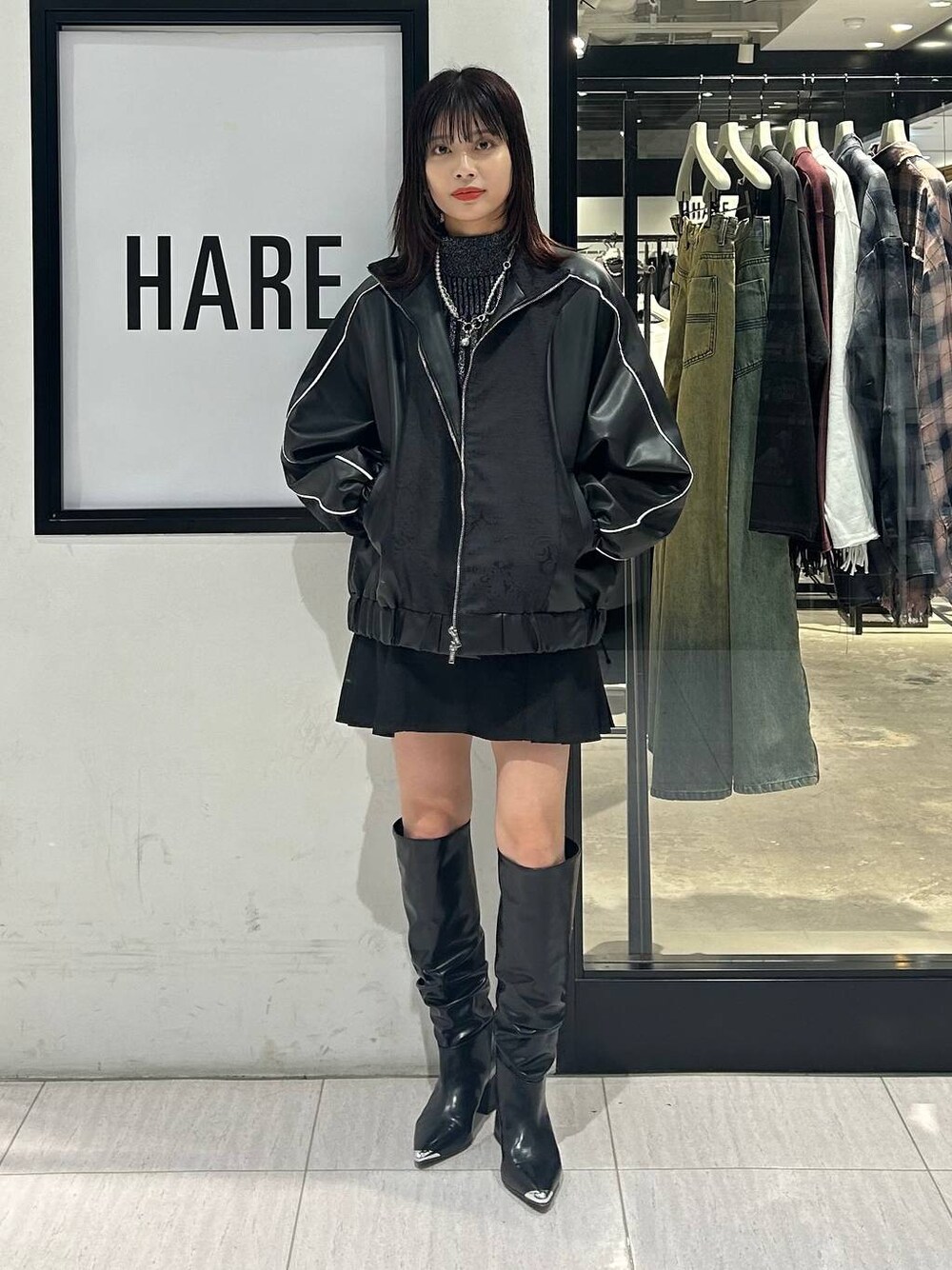 HARE フェイクレザーキリカエトラックジャケット フェイクレザーキリカエトラックジャケット(HARE)を使った人気