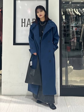 「アイテム（チェスターコート、ブルー系）」を使った、おさとさん（レディース・160cm）の秋コーディネート