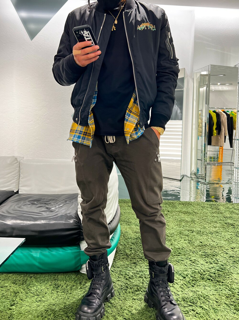 AMIRI オリーブ MA-1ジャケット 【公式通販】 AMIRI オリーブ MA-1ジャケット 【公式通販】