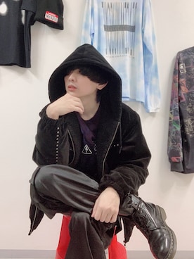 「SHAREEF（シャリーフ）のアイテム（スウェット）」を使った、てった。さん（メンズ・172cm）の秋コーディネート