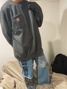 「Carhartt（カーハート）のアイテム（Sweatshirt、グレー系）」を使った、tks[汚部屋]さん（メンズ・168cm）の春コーディネート