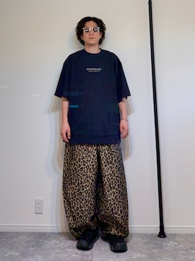 「アイテム（サンダル）」を使った、adgjmさん（メンズ・177cm）の秋コーディネート