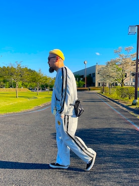 「アイテム（セットアップ）」を使った、TOKUさん（メンズ・167cm）の春コーディネート