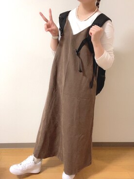 バックパック リュックを使った ワンピース スニーカー の人気ファッションコーディネート Wear