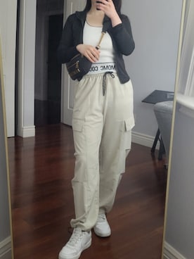 「アイテム（スウェットパンツ、ベージュ系）」を使った、Acehhhさん（レディース・165cm）の秋コーディネート