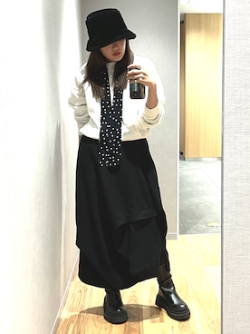 「ボウタイ」｜「アイテム（スウェット）」を使った、suga_さん（レディース・159cm）の冬コーディネート