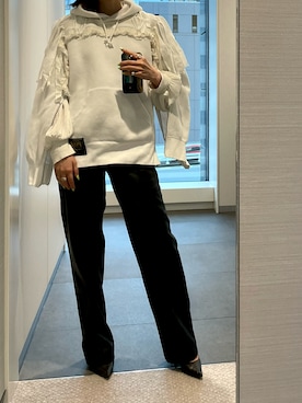 「Sacai（サカイ）のアイテム（パーカー）」を使った、suga_さん（レディース・159cm）の春コーディネート