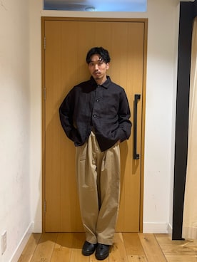 「アイテム（カバーオール）」を使った、むらかみ せいさん（メンズ・170cm）の春コーディネート