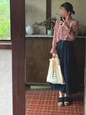 「雨の日」｜「アイテム（アクセサリー）」を使った、kmmyさん（レディース・157cm）の春コーディネート